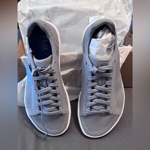 Flux Women's Gray Sneakers